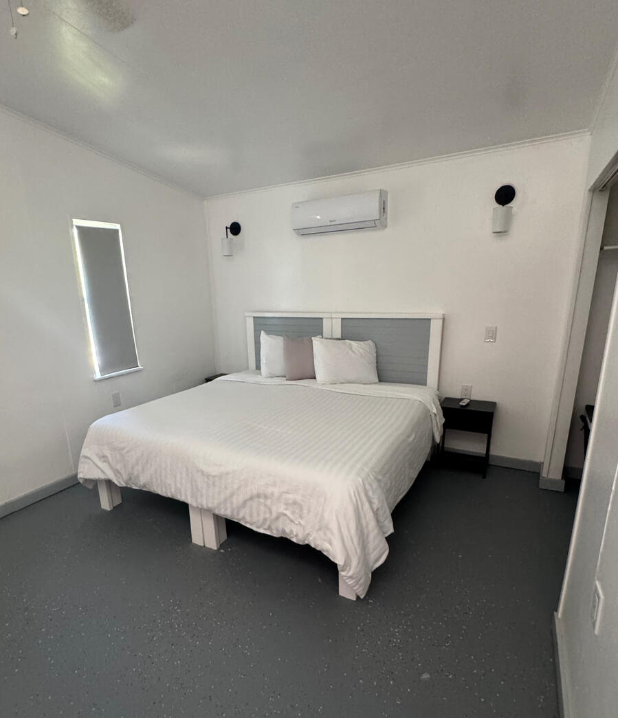 King Bed Option